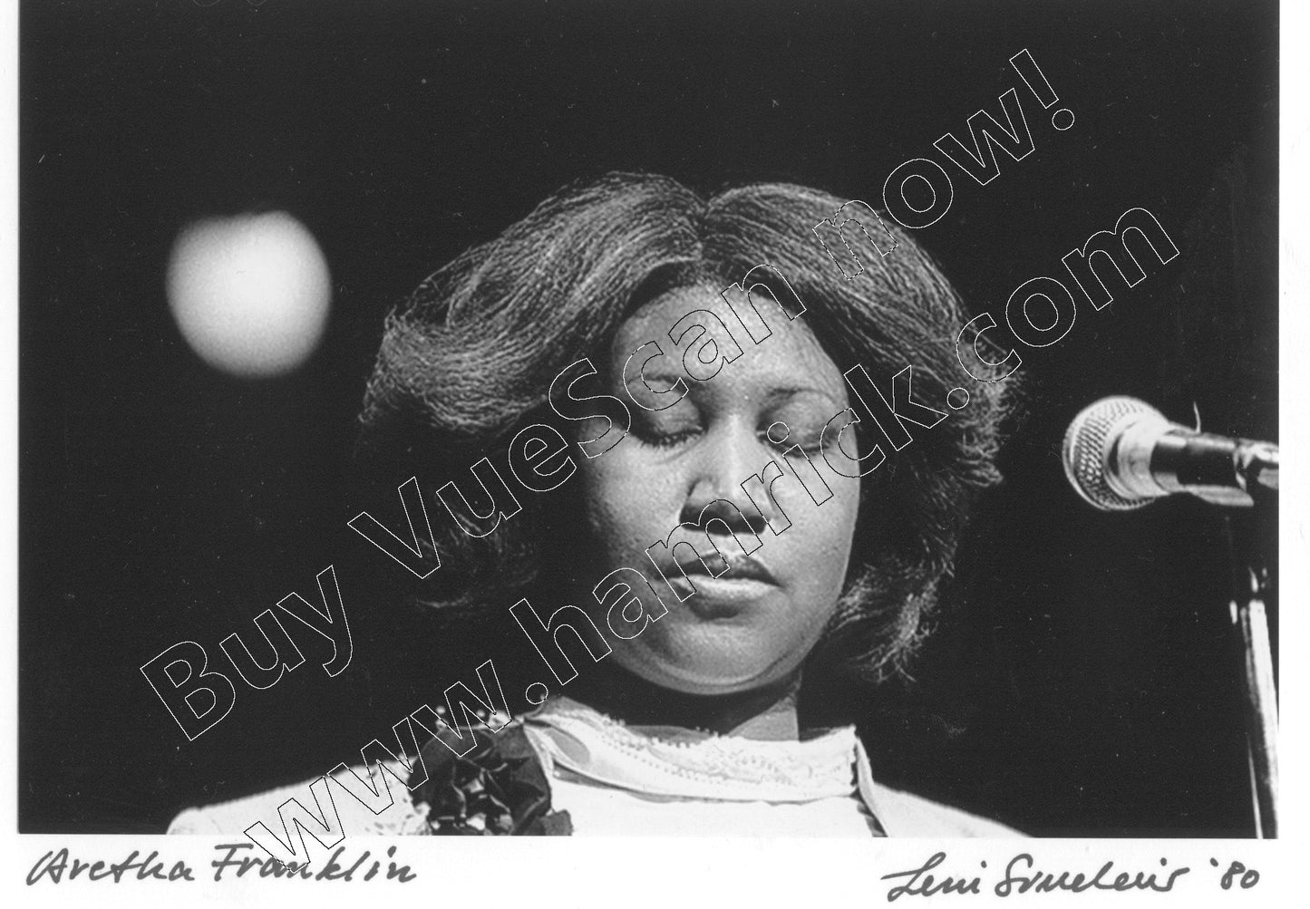 Aretha Franklin Leni Sinclair signed greeting card