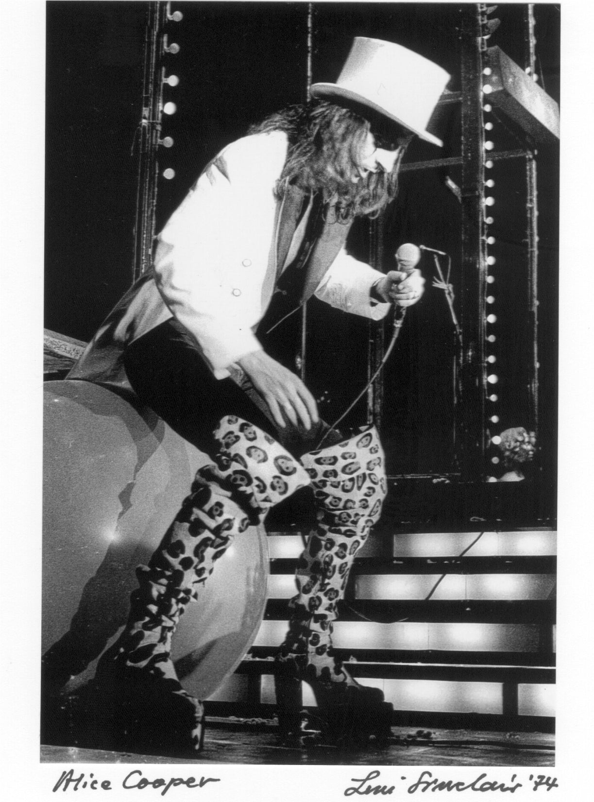 alice cooper ann arbor 1974 Leni Sinclair photo