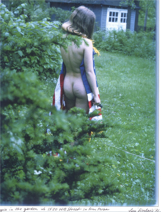 Leni Sinclair 1971 photo Ann Arbor Naked hippie photo www.lostinsounddetroit.com